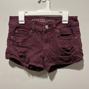 American Eagle Outfitters Distressed Denim Shorts – Size 0 – Burgundy